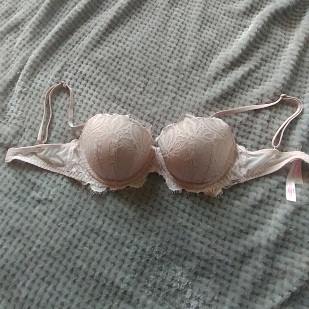 Victorias Secret PINK push up bra